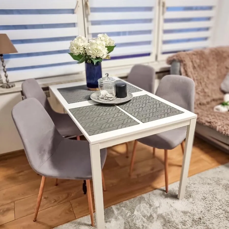 Apartament Fredry 15F Kraków 0*,