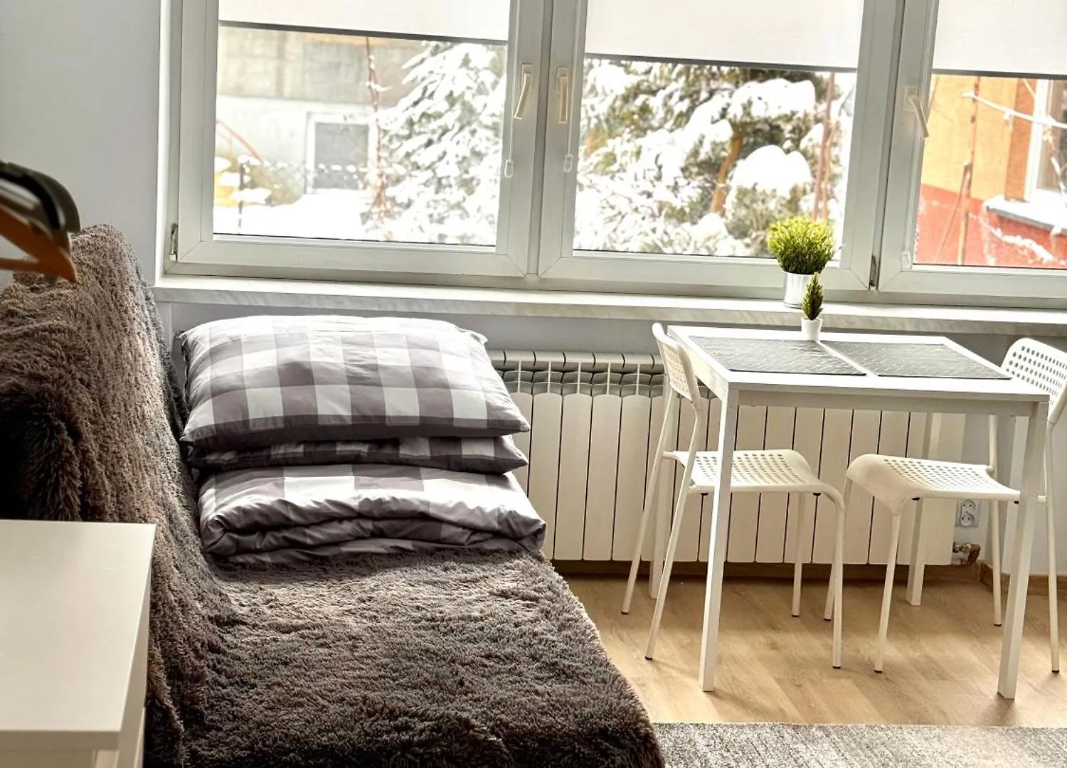 Fredry 15F Apartment Krakow Homestay